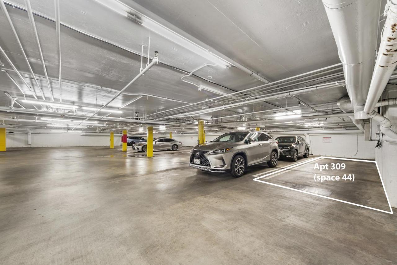 Apartahotel Beverly Hills Chic 2 Bed 2bath With Patio And Parking 309 Los Ángeles